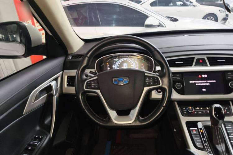 Used Geely Auto Emgrand X7 Sport 2018 1.8TD Automatic Two-Wheel Drive Smart Connect 4G Internet Edition Steering Wheel