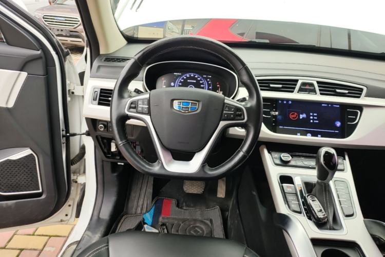 Used Geely Auto Emgrand X7 Sport 2018 1.8TD Automatic Two-Wheel Drive Smart Connect 4G Internet Edition Steering Wheel