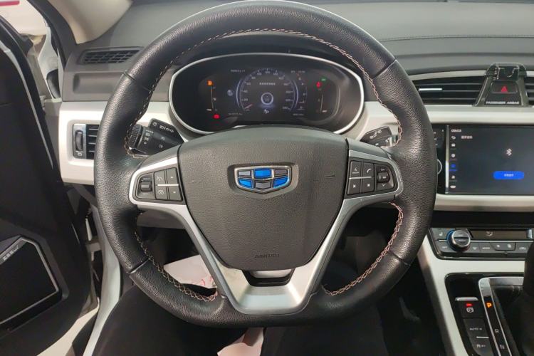 Used Geely Auto Emgrand X7 Sport 2018 1.8TD Automatic Two-Wheel Drive Smart Connect 4G Internet Edition Steering Wheel