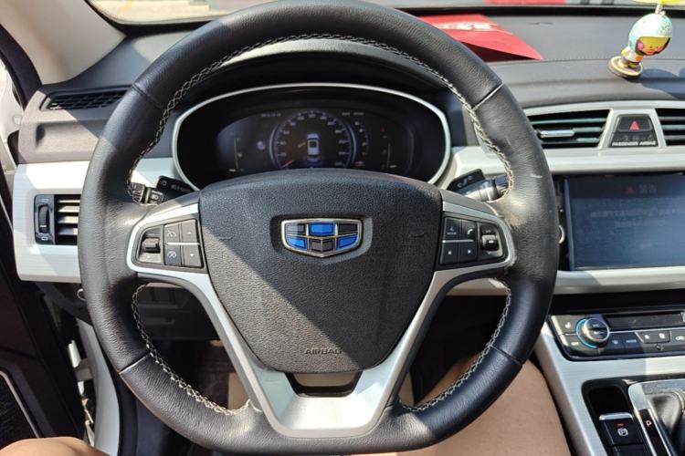 Used Geely Auto Emgrand X7 Sport 2018 1.8TD Automatic Two-Wheel Drive Smart Connect 4G Internet Edition Steering Wheel