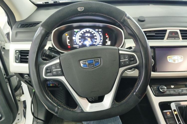 Used Geely Auto Emgrand X7 Sport 2018 1.8TD Automatic Two-Wheel Drive Smart Connect 4G Internet Edition Steering Wheel
