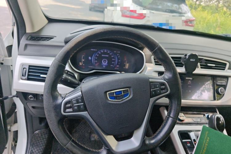 Used Geely Auto Emgrand X7 Sport 2018 1.8TD Automatic Two-Wheel Drive Smart Connect 4G Internet Edition Steering Wheel