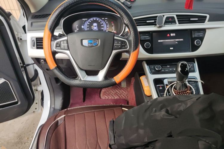 Used Geely Auto Emgrand X7 Sport 2018 1.8TD Automatic Two-Wheel Drive Smart Connect 4G Internet Edition Steering Wheel