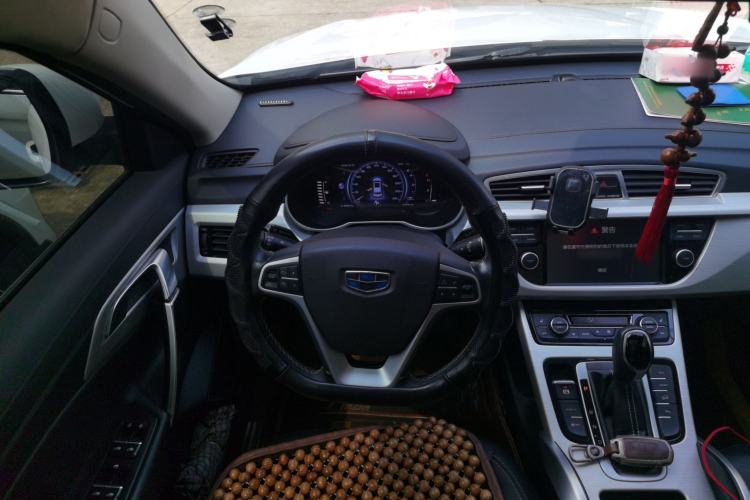 Used Geely Auto Emgrand X7 Sport 2018 1.8TD Automatic Two-Wheel Drive Smart Connect 4G Internet Edition Steering Wheel