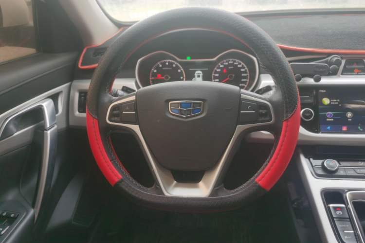 Used Geely Auto Emgrand X7 Sport 2018 2.0L Manual Two-Wheel Drive Zhiya Version Steering Wheel