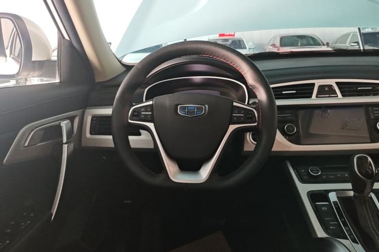 Used Geely Auto Emgrand X7 Sport 2018 1.8TD Automatic Two-Wheel Drive Smart Connect 4G Internet Edition Steering Wheel