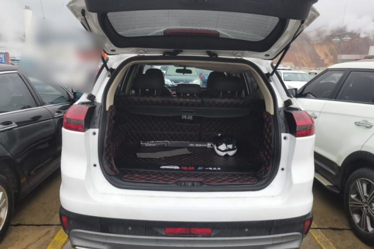 Used Geely Auto Emgrand X7 Sport 2018 1.8TD Automatic Two-Wheel Drive Smart Connect 4G Internet Edition Trunk