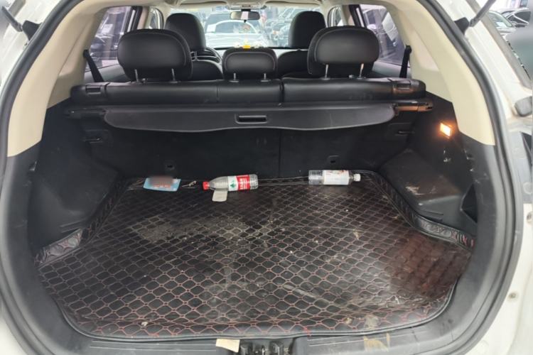 Used Geely Auto Emgrand X7 Sport 2018 1.8TD Automatic Two-Wheel Drive Smart Connect 4G Internet Edition Trunk