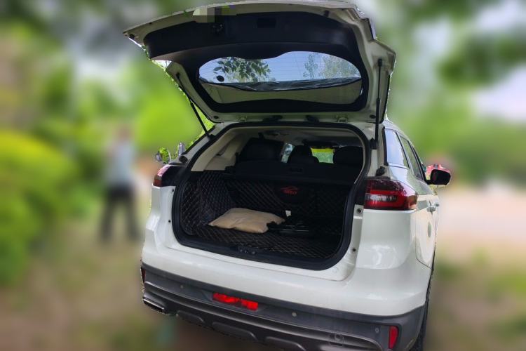 Used Geely Auto Emgrand X7 Sport 2018 1.8TD Automatic Two-Wheel Drive Smart 4G Connected Version Trunk