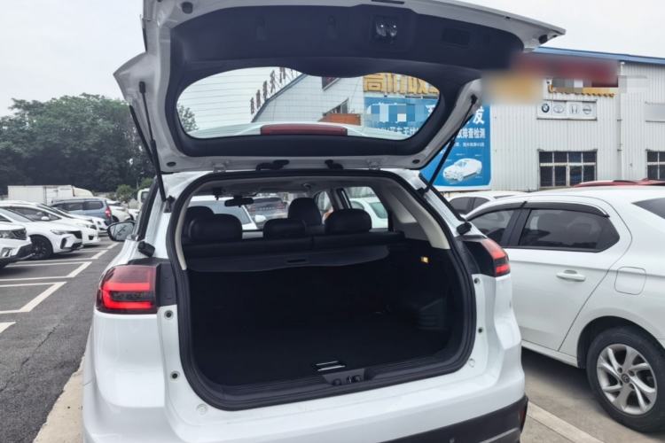 Used Geely Auto Emgrand X7 Sport 2018 1.8TD Automatic Two-Wheel Drive Smart Connect 4G Internet Edition Trunk