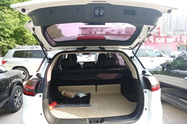 Used Geely Auto Emgrand X7 Sport 2018 1.8TD Automatic Two-Wheel Drive Smart Connect 4G Internet Edition Trunk