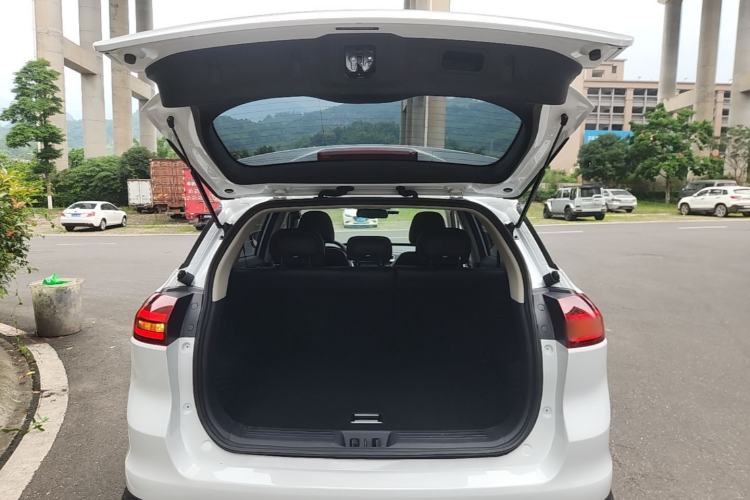 Used Geely Auto Emgrand X7 Sport 2018 1.8TD Automatic Two-Wheel Drive Smart 4G Connected Version Trunk