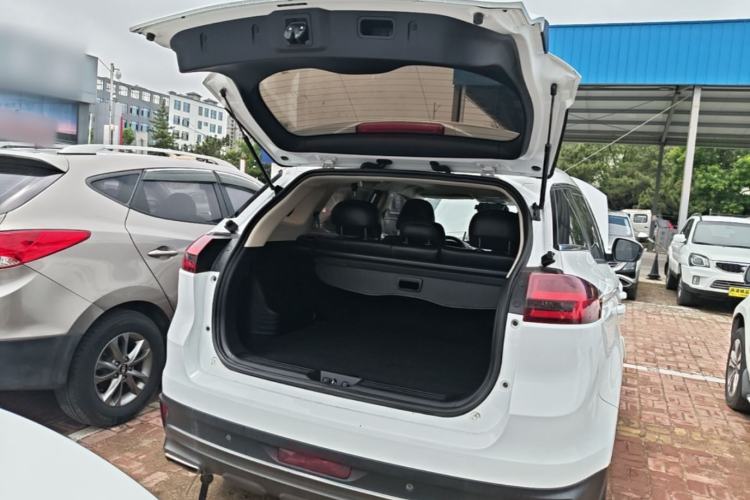 Used Geely Auto Emgrand X7 Sport 2018 1.8TD Automatic Two-Wheel Drive Zhiya Model Trunk