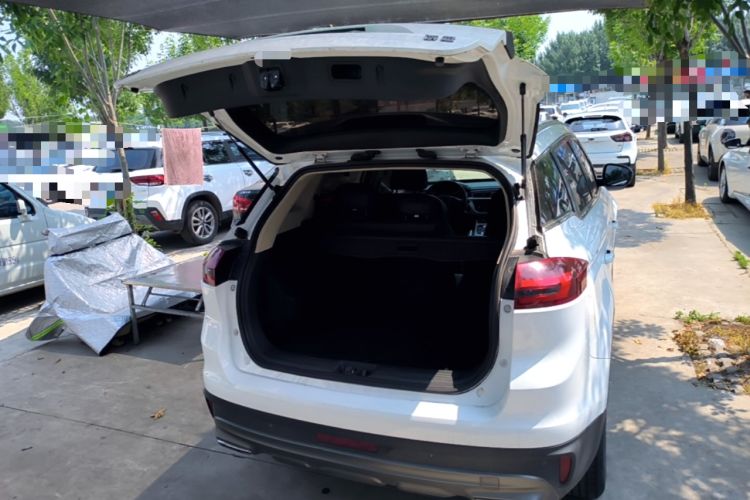 Used Geely Auto Emgrand X7 Sport 2018 1.8TD Automatic Two-Wheel Drive Zhiya Model Trunk