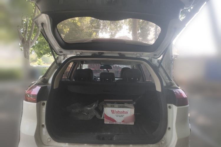 Used Geely Auto Emgrand X7 Sport 2018 1.8TD Automatic Two-Wheel Drive Smart 4G Connected Version Trunk