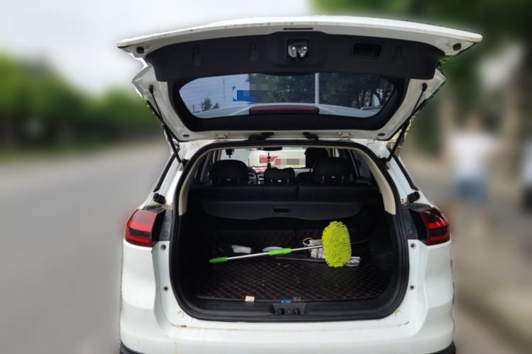 Used Geely Auto Emgrand X7 Sport 2018 1.8TD Manual Two-Wheel Drive Zhiya Model Trunk