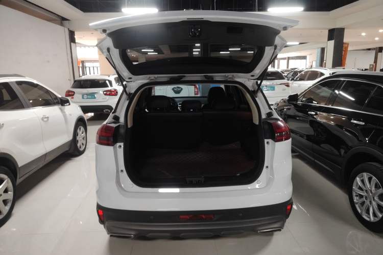 Used Geely Auto Emgrand X7 Sport 2018 1.8TD Automatic Two-Wheel Drive Smart Connect 4G Internet Edition Trunk