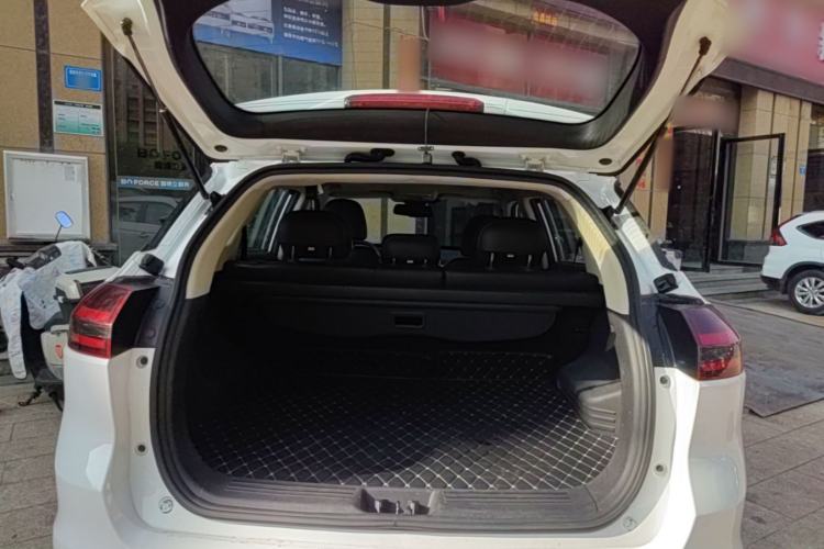 Used Geely Auto Emgrand X7 Sport 2018 1.8TD Automatic Two-Wheel Drive Smart 4G Connected Version Trunk