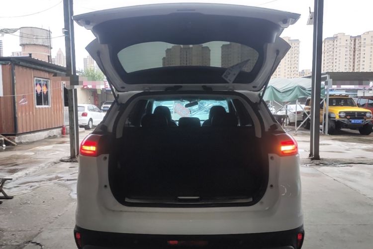 Used Geely Auto Emgrand X7 Sport 2018 1.8TD Automatic Two-Wheel Drive Smart Connect 4G Internet Edition Trunk