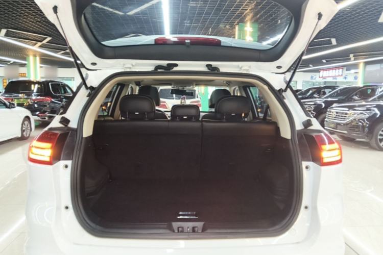 Used Geely Auto Emgrand X7 Sport 2018 1.8TD Automatic Two-Wheel Drive Smart Connect 4G Internet Edition Trunk