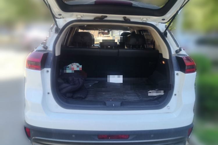 Used Geely Auto Emgrand X7 Sport 2018 1.8TD Automatic Two-Wheel Drive Smart Connect 4G Internet Edition Trunk
