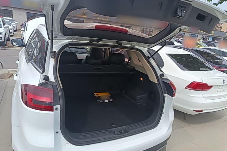 Used Geely Auto Emgrand X7 Sport 2018 1.8TD Automatic Two-Wheel Drive Zhiya Model Trunk