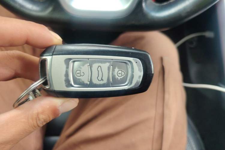 Used Geely Auto Emgrand X7 Sport 2018 1.8TD Automatic Two-Wheel Drive Zhiya Model Vehicle Key