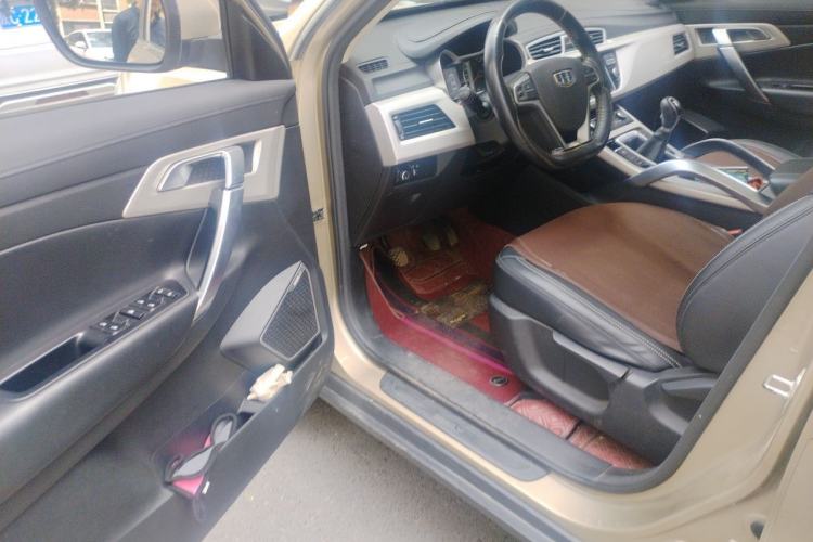 Used Geely Auto Emgrand X7 Sport 2018 1.8TD Manual Two-Wheel Drive Zhiya Model Driver Seat