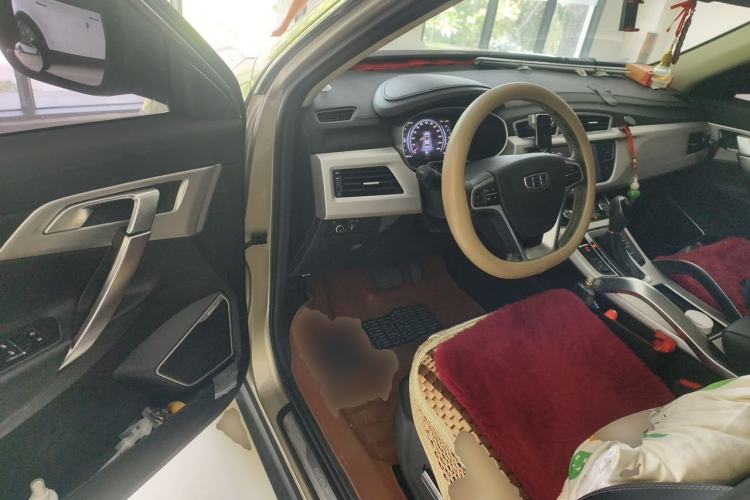 Used Geely Auto Emgrand X7 Sport 2018 1.8TD Automatic Two-Wheel Drive Smart 4G Connected Version Driver Seat
