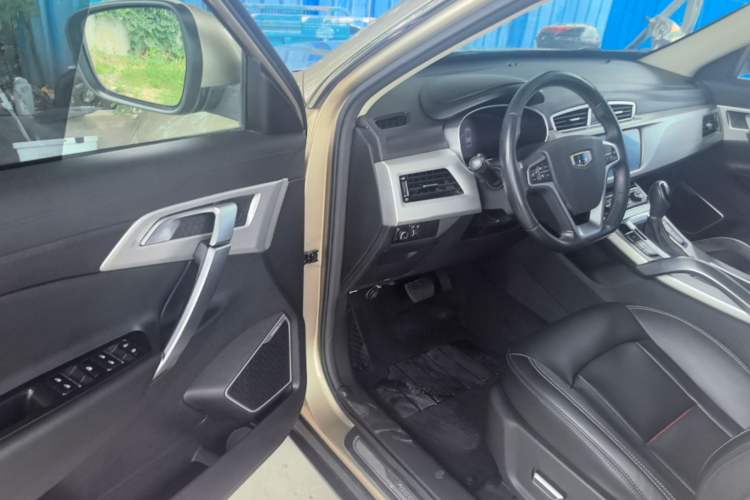 Used Geely Auto Emgrand X7 Sport 2018 1.8TD Automatic Two-Wheel Drive Smart 4G Connected Version Driver Seat