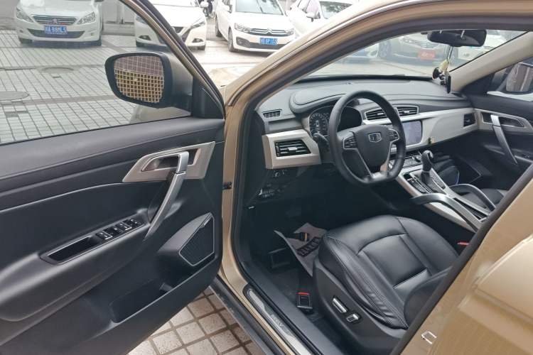 Used Geely Auto Emgrand X7 Sport 2018 1.8TD Automatic Two-Wheel Drive Smart 4G Connected Version Driver Seat