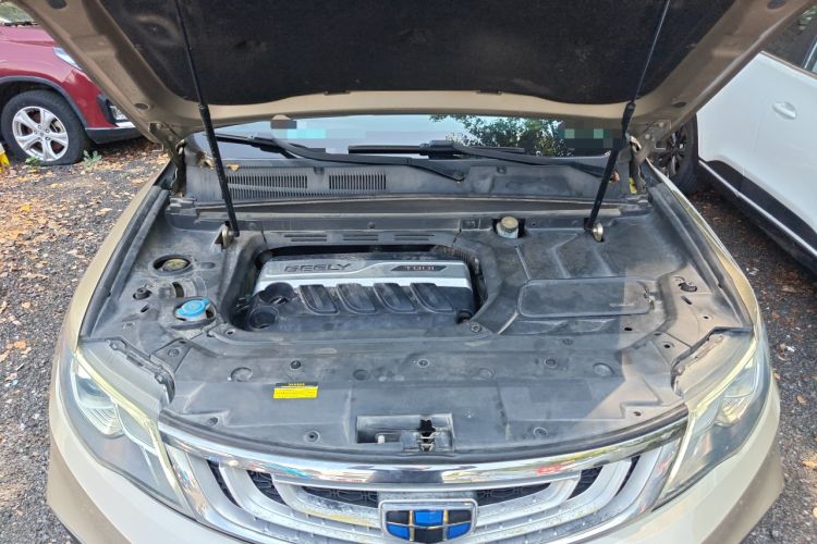 Used Geely Auto Emgrand X7 Sport 2018 1.8TD Automatic Two-Wheel Drive Smart Connect 4G Internet Edition Engine Bay