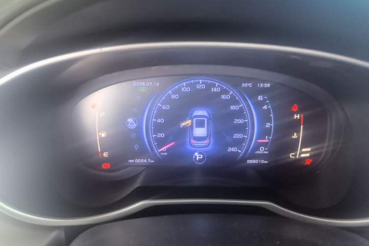 Used Geely Auto Emgrand X7 Sport 2018 1.8TD Automatic Two-Wheel Drive Smart 4G Connected Version Instrument Cluster