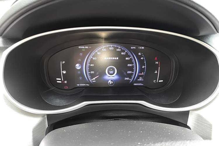 Used Geely Auto Emgrand X7 Sport 2018 1.8TD Automatic Two-Wheel Drive Smart Connect 4G Internet Edition Instrument Cluster