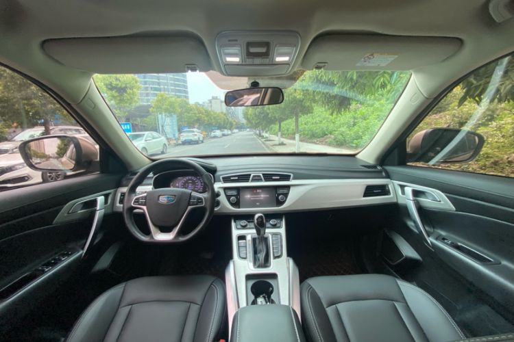 Used Geely Auto Emgrand X7 Sport 2018 1.8TD Automatic Two-Wheel Drive Smart Connect 4G Internet Edition Interior 1