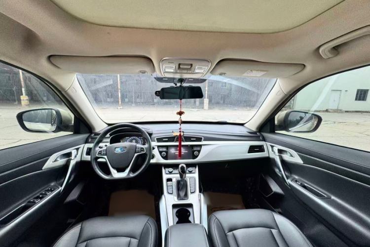 Used Geely Auto Emgrand X7 Sport 2018 1.8TD Automatic Two-Wheel Drive Smart Connect 4G Internet Edition Interior 1