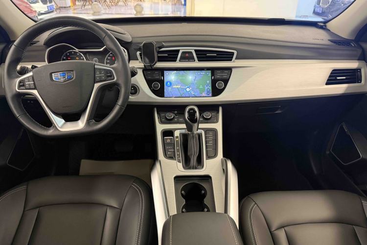 Used Geely Auto Emgrand X7 Sport 2018 1.8TD Automatic Two-Wheel Drive Zhiya Model Interior 6