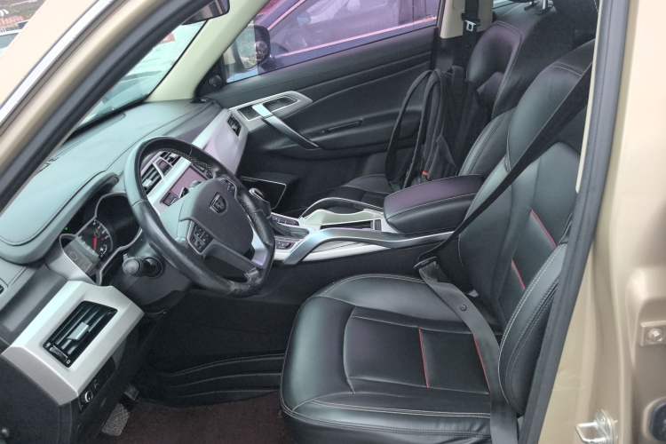 Used Geely Auto Emgrand X7 Sport 2018 1.8TD Automatic Two-Wheel Drive Zhiya Model Left Front Seat