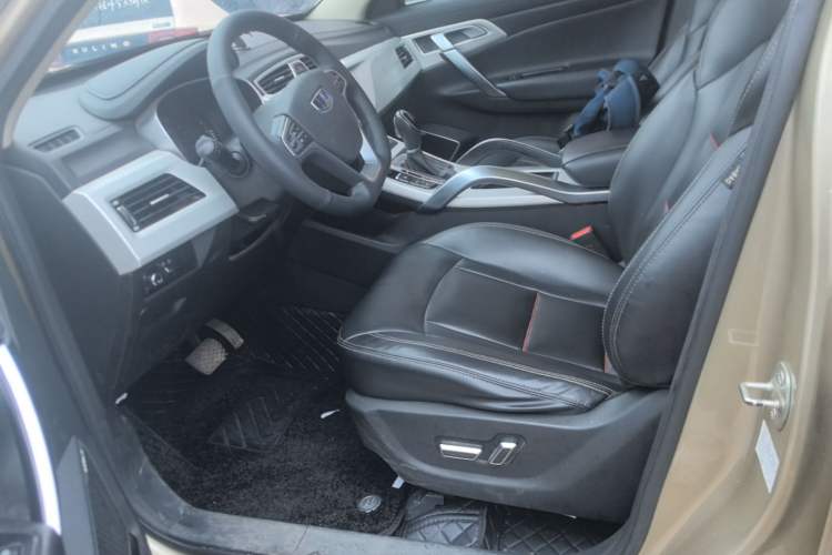 Used Geely Auto Emgrand X7 Sport 2018 1.8TD Automatic Two-Wheel Drive Smart Connect 4G Internet Edition Left Front Seat