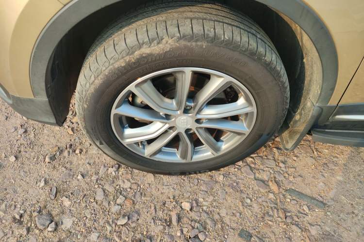 Used Geely Auto Emgrand X7 Sport 2018 1.8TD Automatic Two-Wheel Drive Smart Connect 4G Internet Edition Left Front Wheel Hub