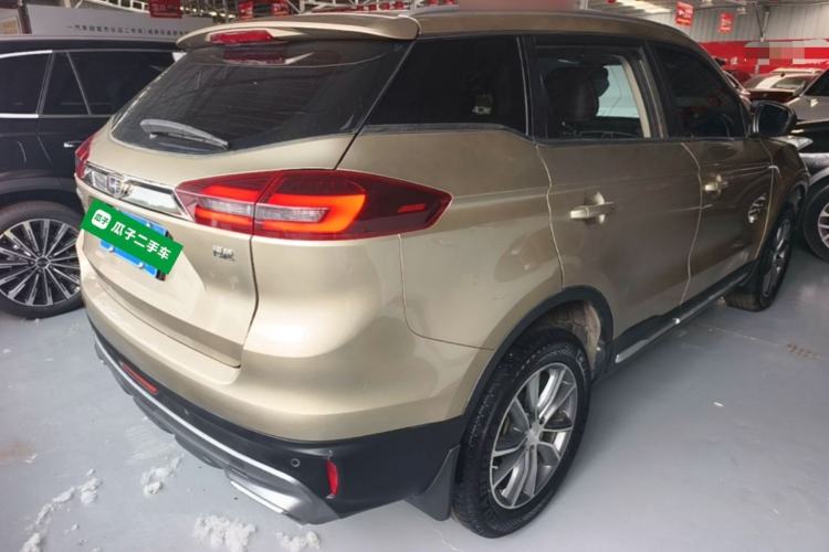 Used Geely Auto Emgrand X7 Sport 2018 1.8TD Automatic Two-Wheel Drive Smart Connect 4G Internet Edition Rear Right 45 Deg