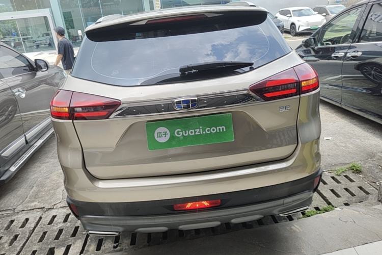 Used Geely Auto Emgrand X7 Sport 2018 1.8TD Automatic Two-Wheel Drive Smart Connect 4G Internet Edition Rear