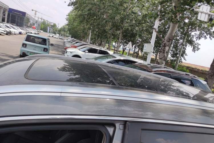 Used Geely Auto Emgrand X7 Sport 2018 1.8TD Automatic Two-Wheel Drive Smart Connect 4G Internet Edition Roof