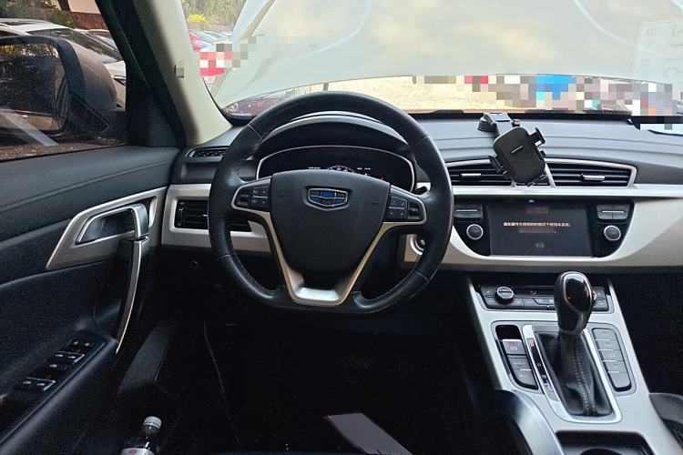 Used Geely Auto Emgrand X7 Sport 2018 1.8TD Automatic Two-Wheel Drive Smart Connect 4G Internet Edition Steering Wheel
