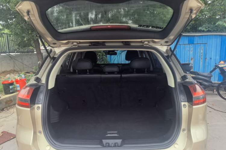Used Geely Auto Emgrand X7 Sport 2018 1.8TD Automatic Two-Wheel Drive Smart 4G Connected Version Trunk