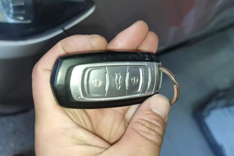 Used Geely Auto Emgrand X7 Sport 2018 1.8TD Automatic Two-Wheel Drive Zhiya Model Vehicle Key