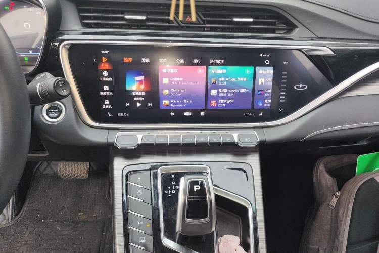 Used Geely Auto Emgrand X7 Sport 2020 1.8TD DCT ZhiZun PRO Audio And AC Panel