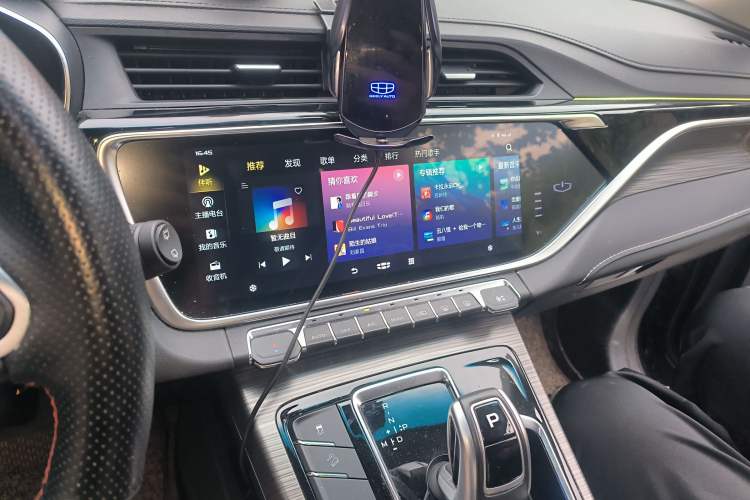 Used Geely Auto Emgrand X7 Sport 2020 1.8TD DCT Smart Connect PRO Audio And AC Panel