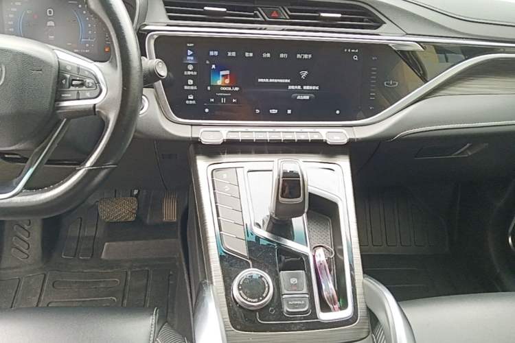 Used Geely Auto Emgrand X7 Sport 2020 1.8TD DCT Smart Connect PRO Audio And AC Panel