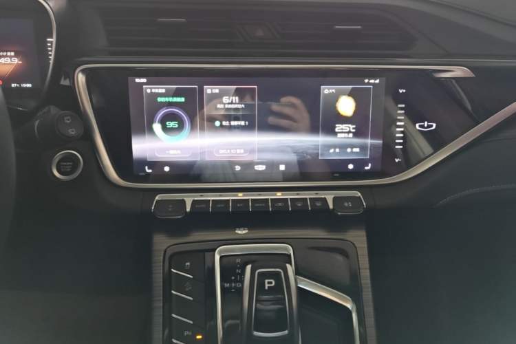 Used Geely Auto Emgrand X7 Sport 2020 1.8TD DCT Smart PRO Audio And AC Panel